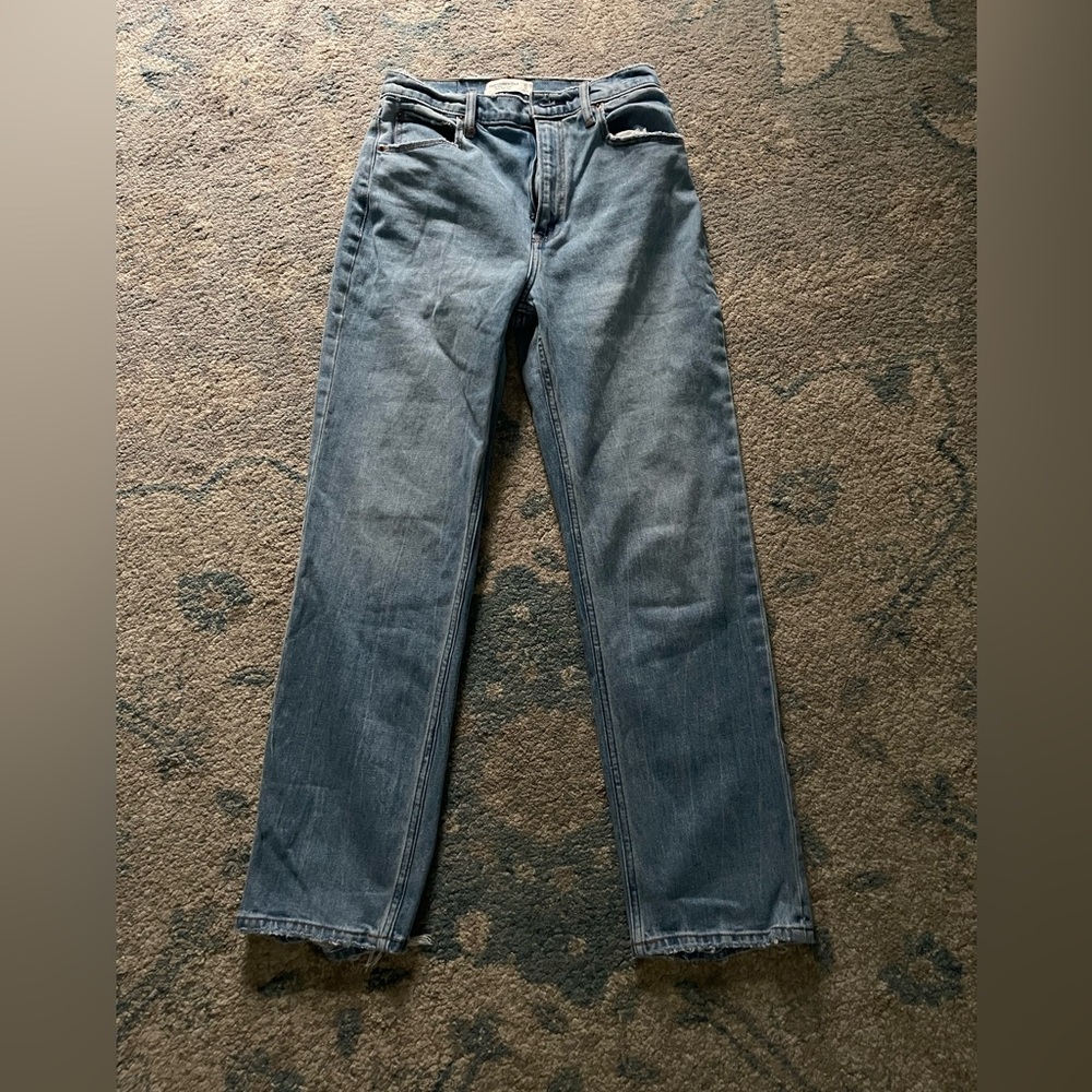 Abercrombie and Fitch Ankle Straight Ultra high rise jeans size 27 or 4 long
